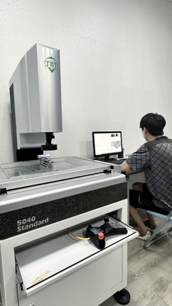 Instrumento de medición plano automático